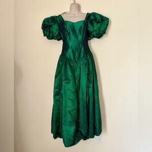 Vintage 1980s Flo Kerr emerald green taffeta puff sleeves prom dress